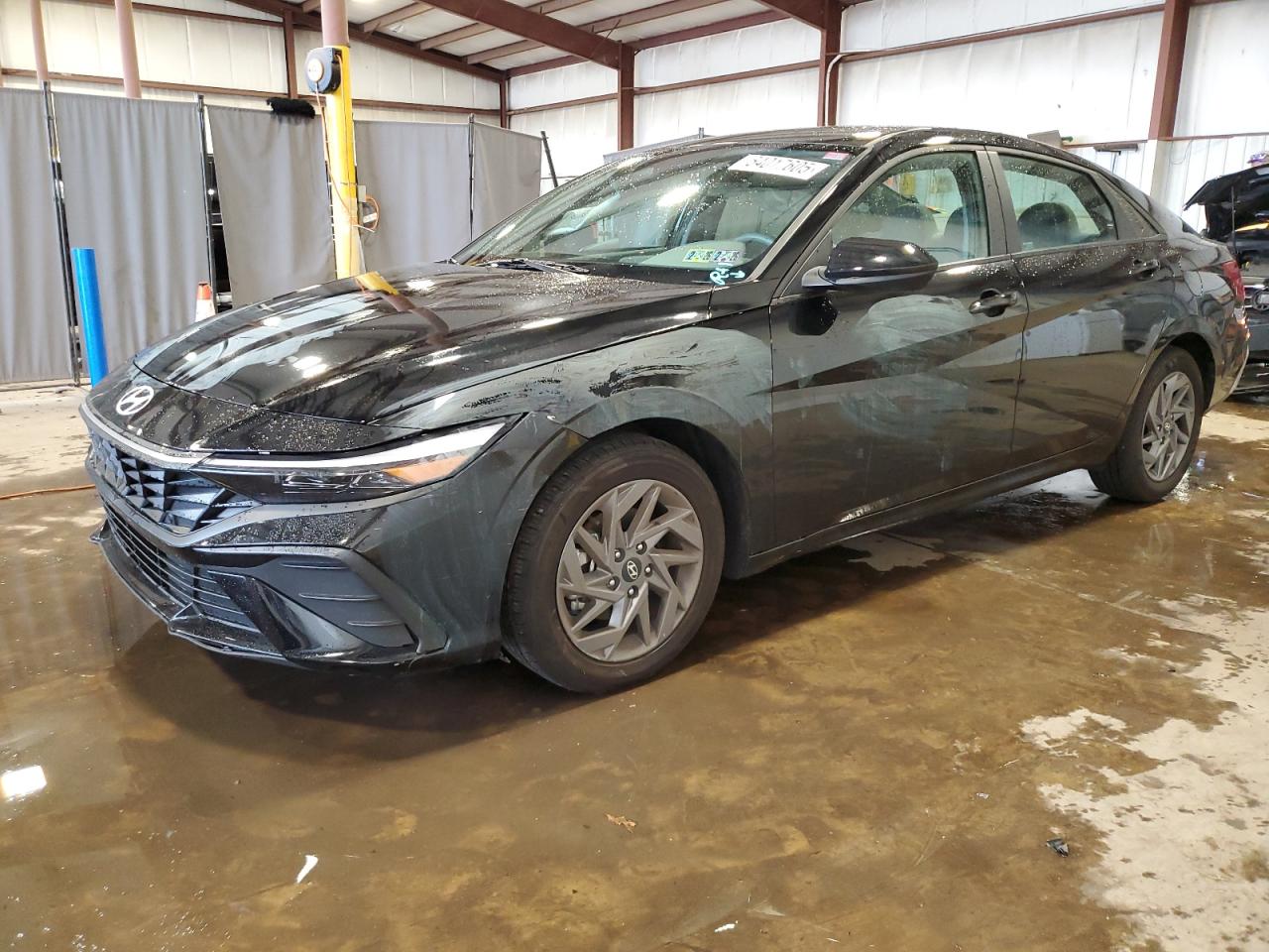 HYUNDAI ELANTRA SE  *KMHLM4DG9RU657381*