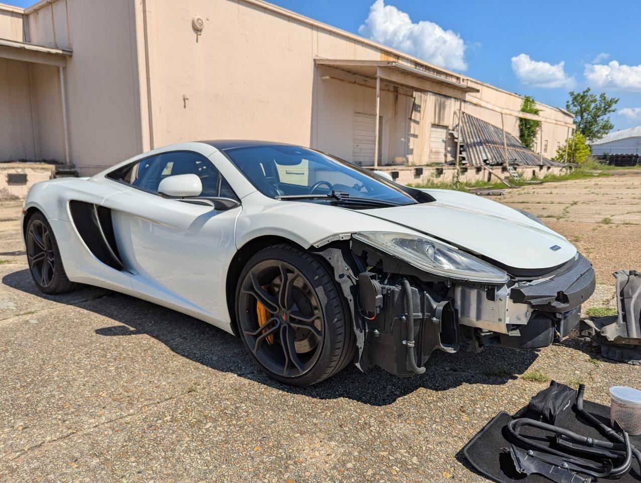 MCLAREN AUTOMOTIVE MP4-12C  *SBM11AAA3CW001375*
