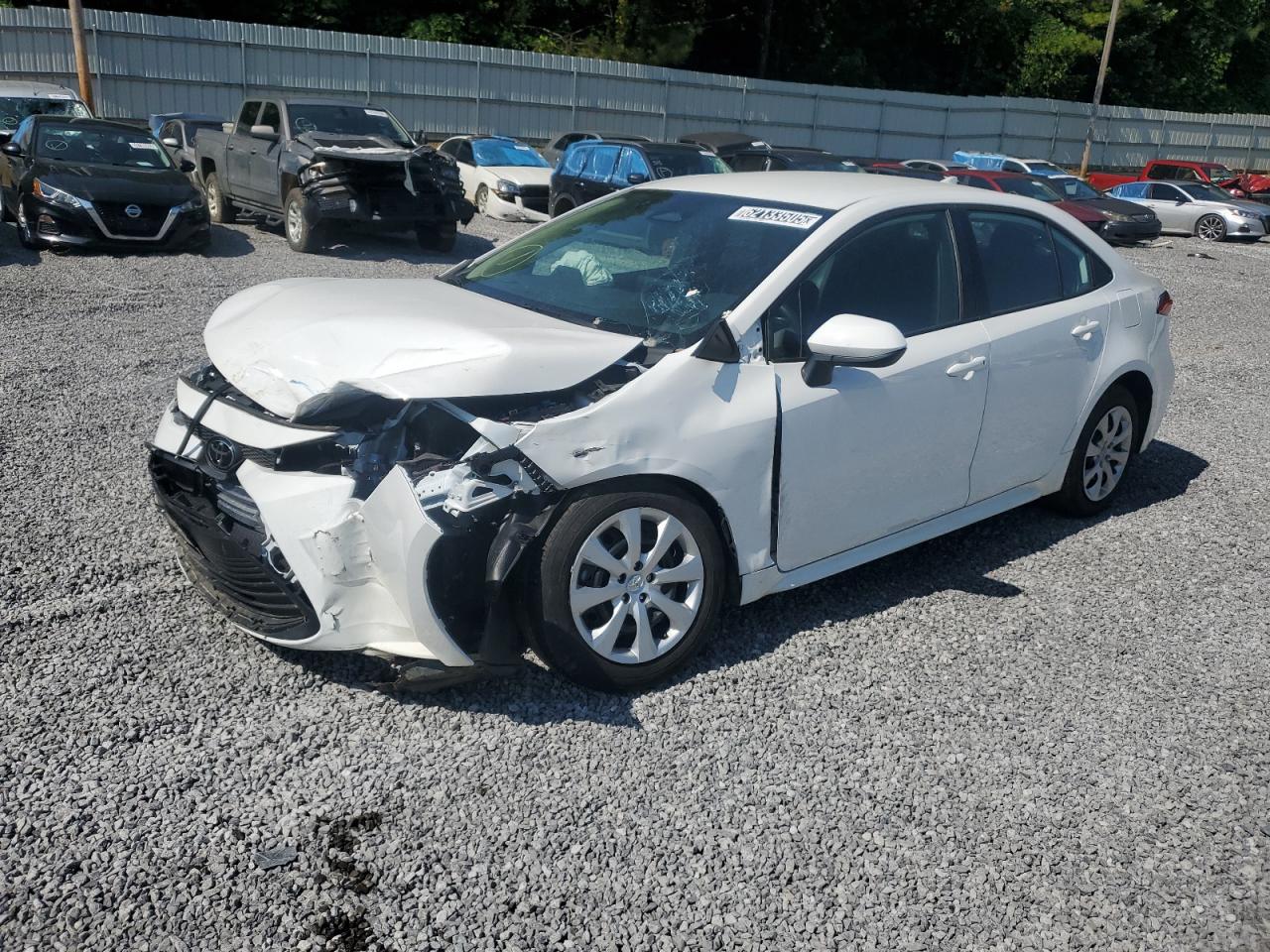 TOYOTA COROLLA LE  *5YFB4MDE0RP147951*