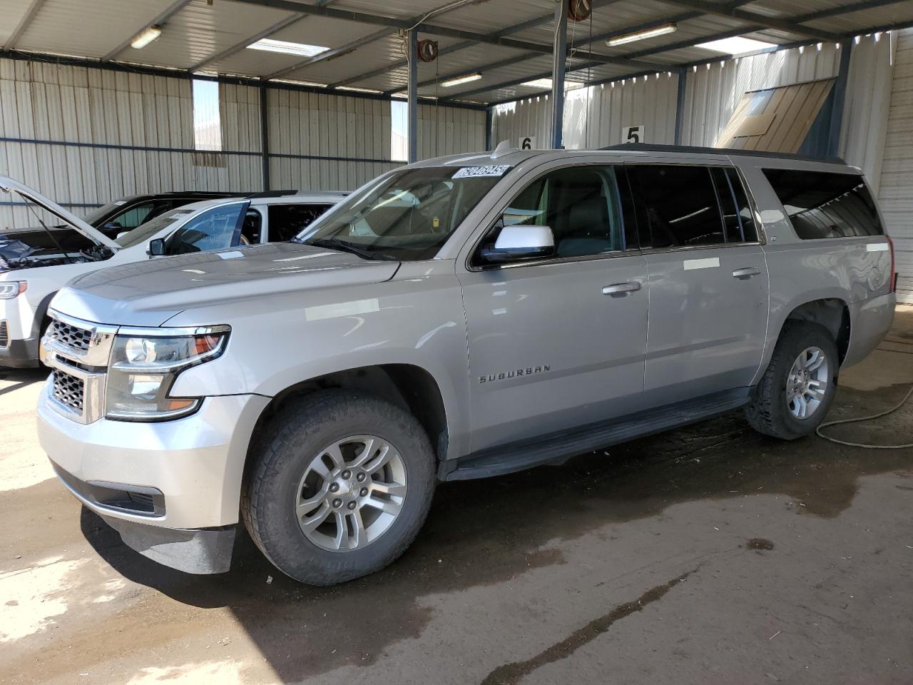 CHEVROLET SUBURBAN K  *1GNSKHKC1HR191497*