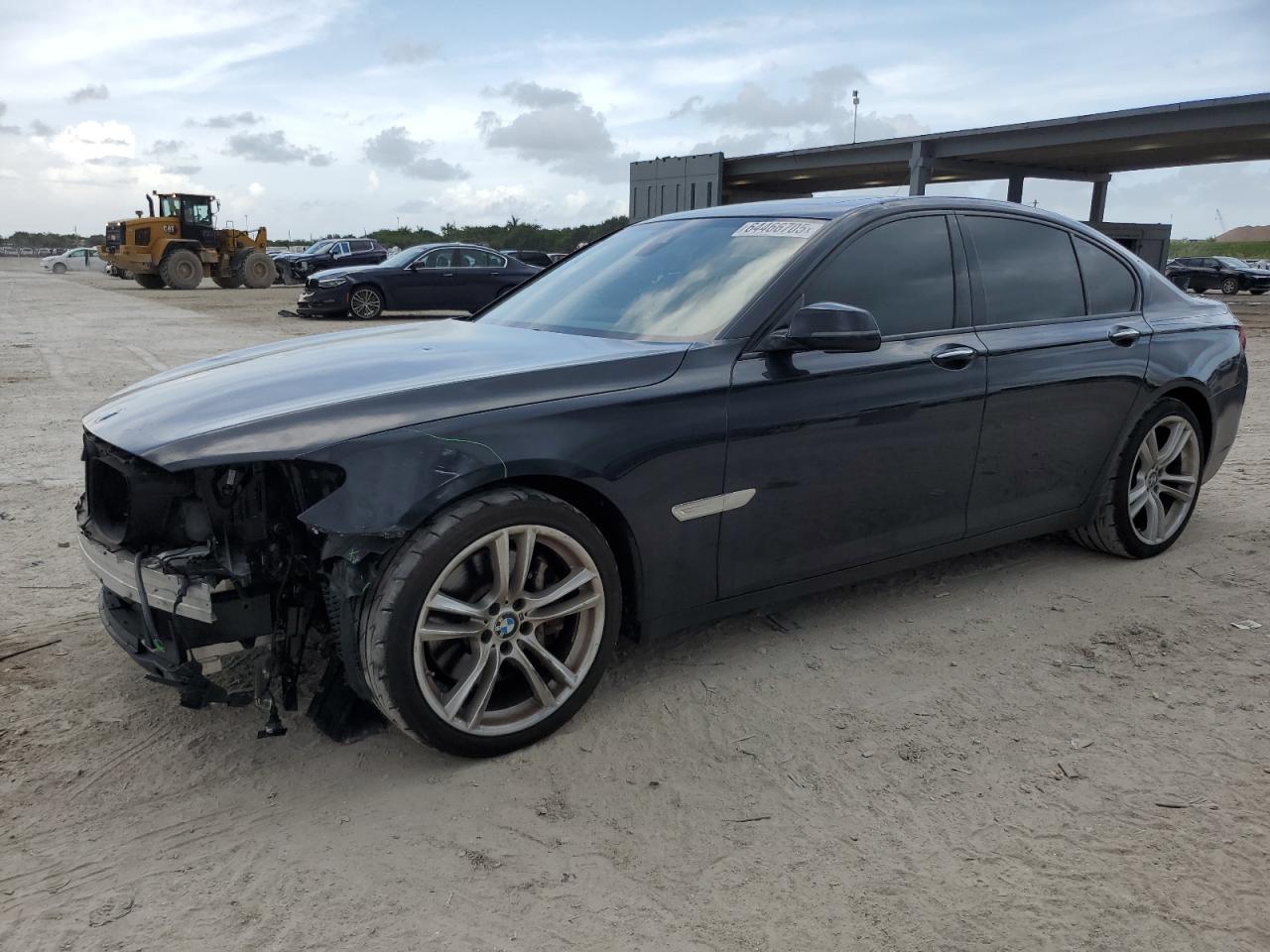 BMW 7 SERIES 750 I  *WBAYA8C56DC996704*