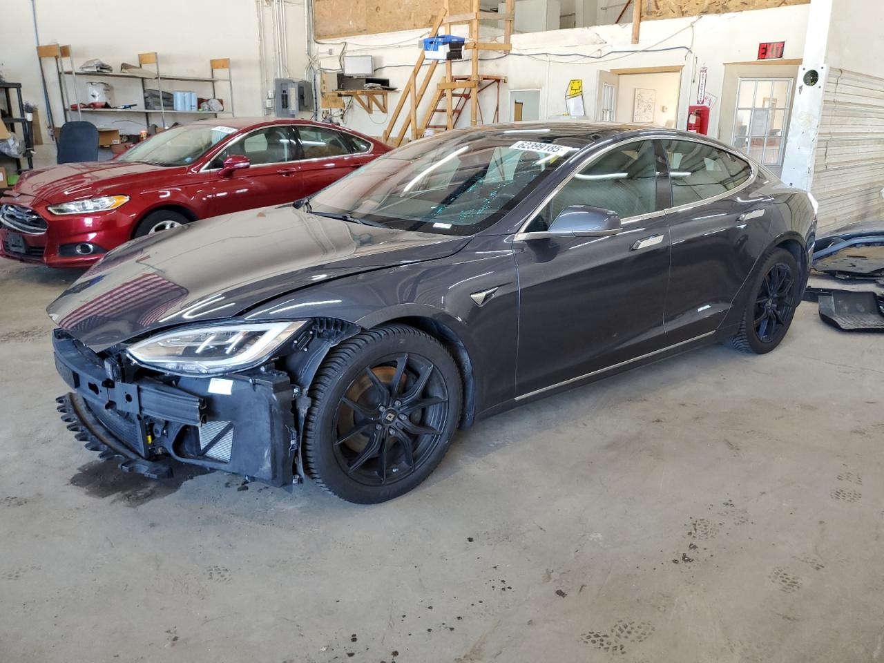 TESLA MODEL S   *5YJSA1E28JF281649*