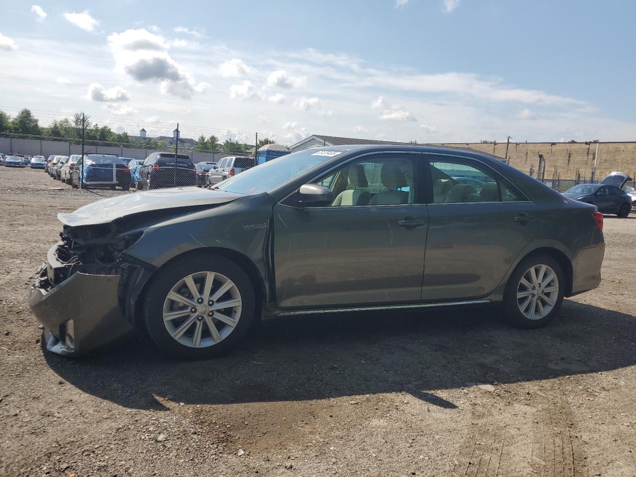 TOYOTA CAMRY HYBR  *4T1BD1FK5DU092972*