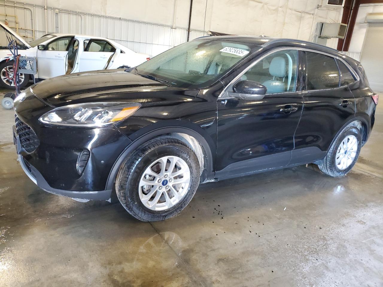 FORD ESCAPE SE  *1FMCU9G6XLUC71818*