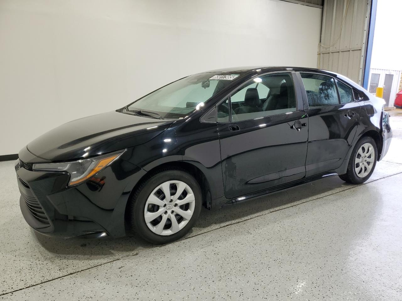 TOYOTA COROLLA LE  *5YFB4MDE7PP054860*