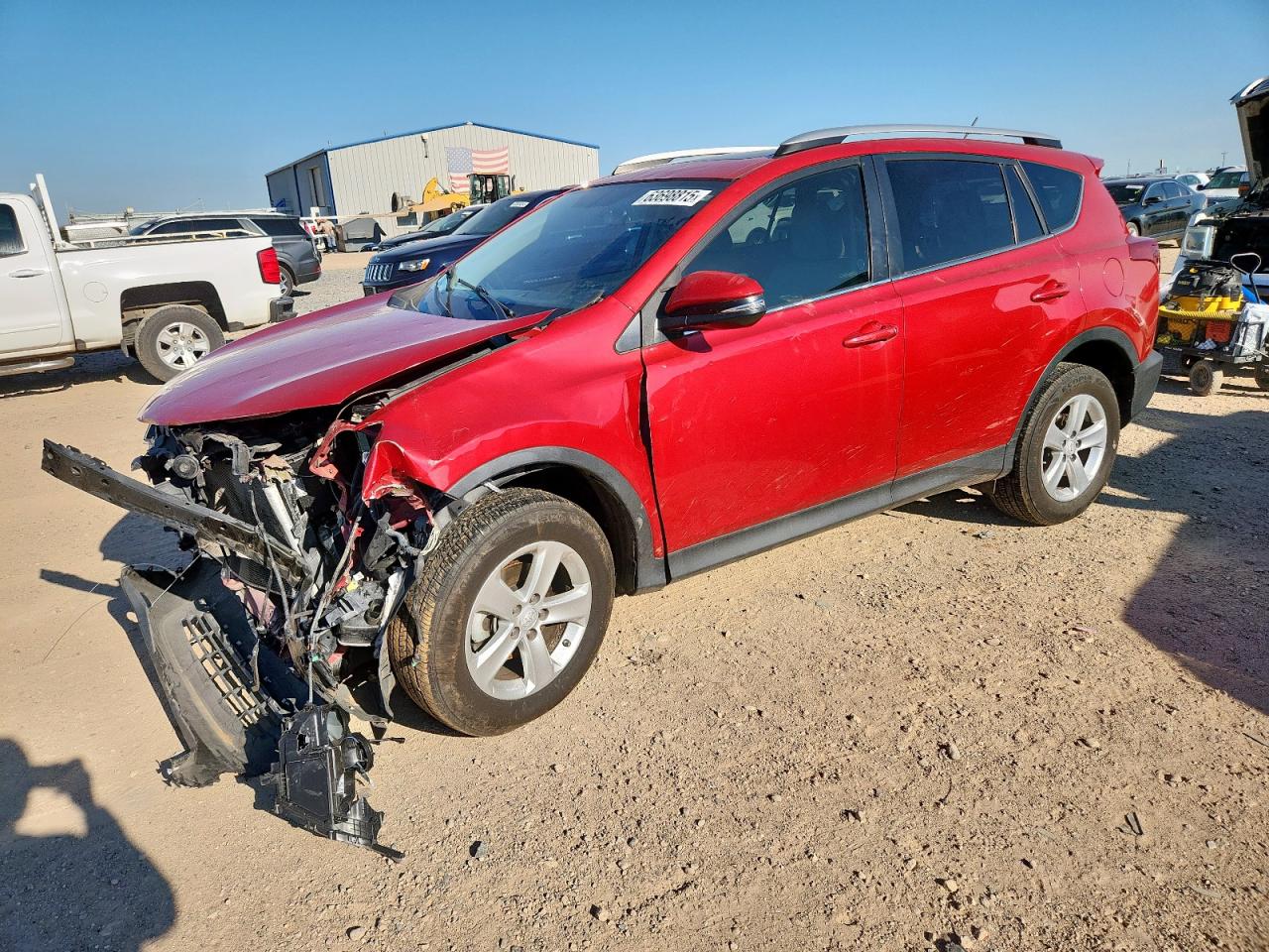 TOYOTA RAV4 XLE  *2T3RFREV0DW115794*