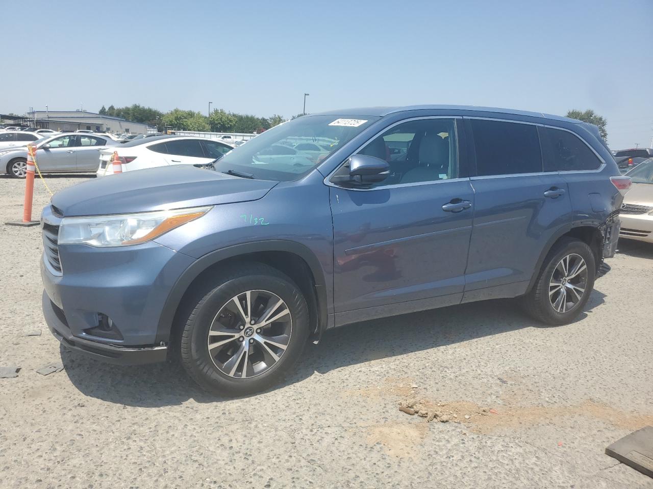 TOYOTA HIGHLANDER   *5TDJKRFH9GS299799*