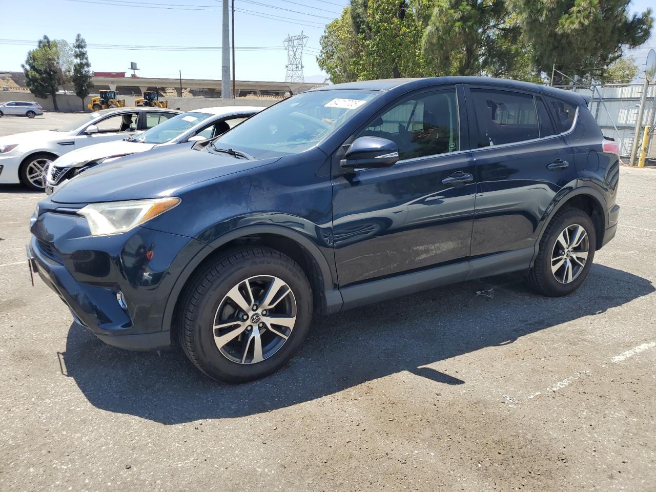 TOYOTA RAV4 ADVEN  *JTMWFREV6JJ178976*