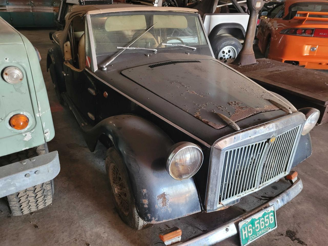 vehicle photo