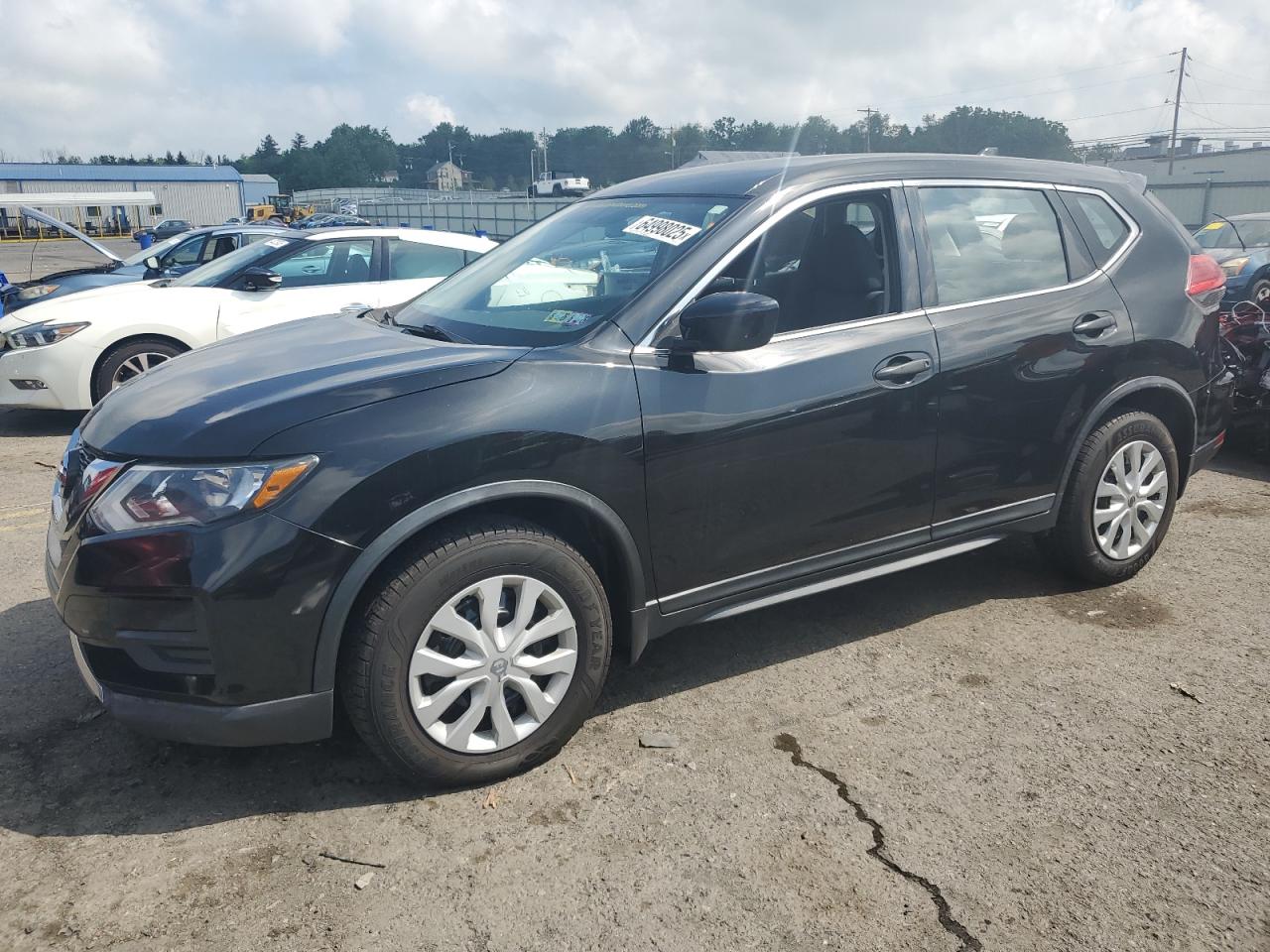 NISSAN ROGUE S  *KNMAT2MV9HP537904*