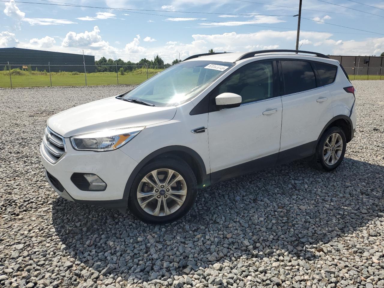 FORD ESCAPE SE  *1FMCU0GD3JUB95723*