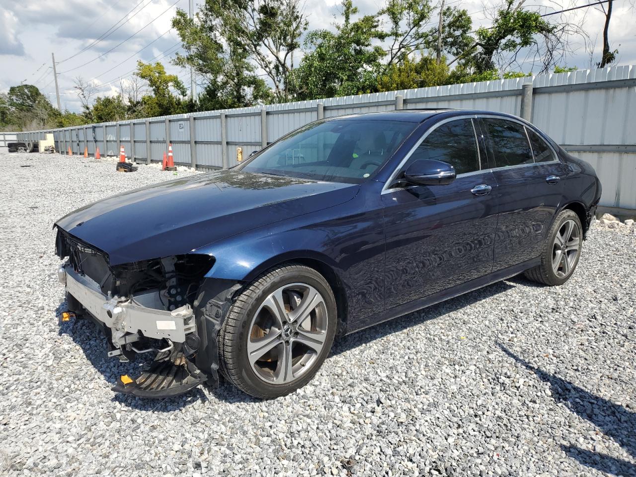 MERCEDES-BENZ E-CLASS E 300  *WDDZF4JB3HA241138*