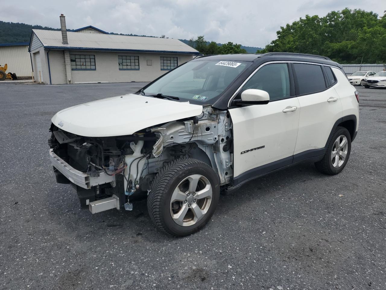 JEEP COMPASS LA  *3C4NJDBB2JT177663*