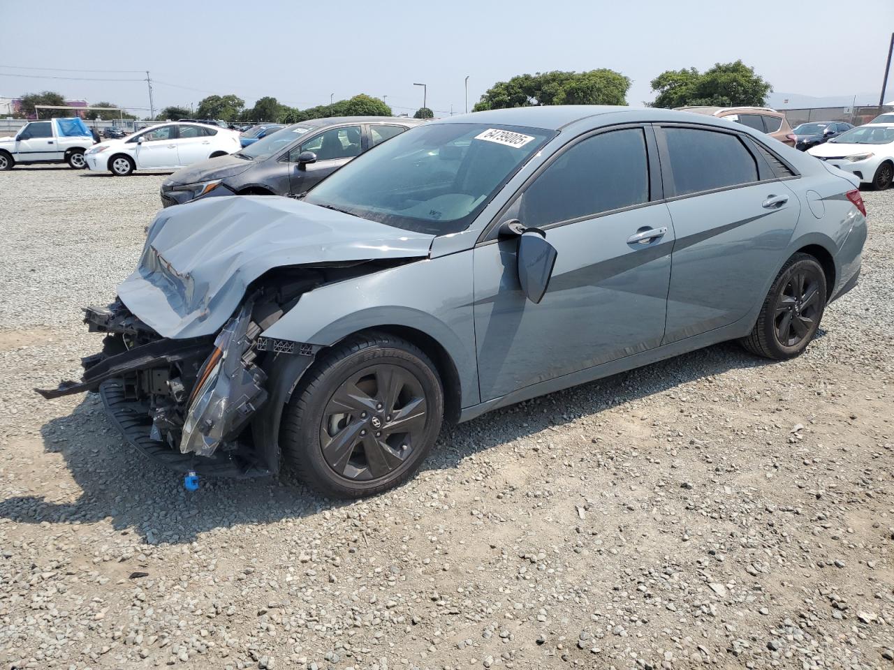 HYUNDAI ELANTRA SE  *KMHLS4AG4NU240321*