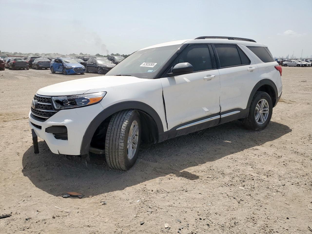 FORD EXPLORER X  *1FMSK7DH2PGC26047*