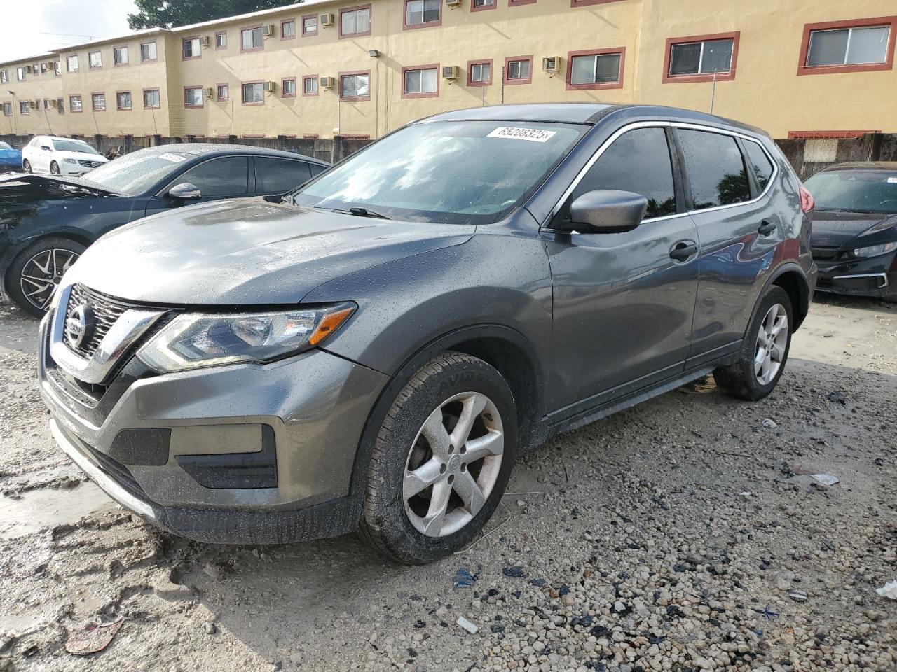 NISSAN ROGUE S  *KNMAT2MVXHP510663*