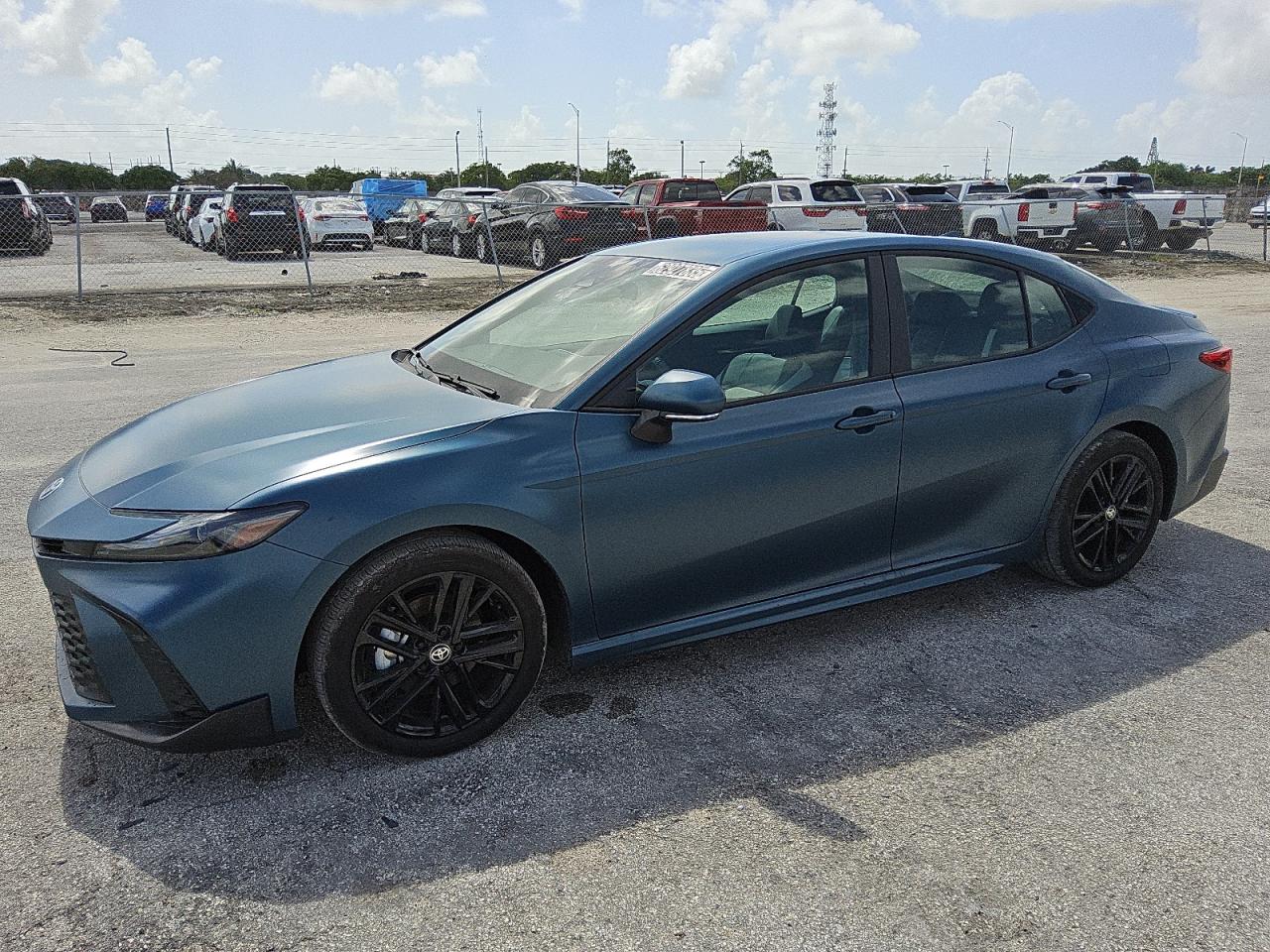 TOYOTA CAMRY XSE  *4T1DAACK4SU119081*