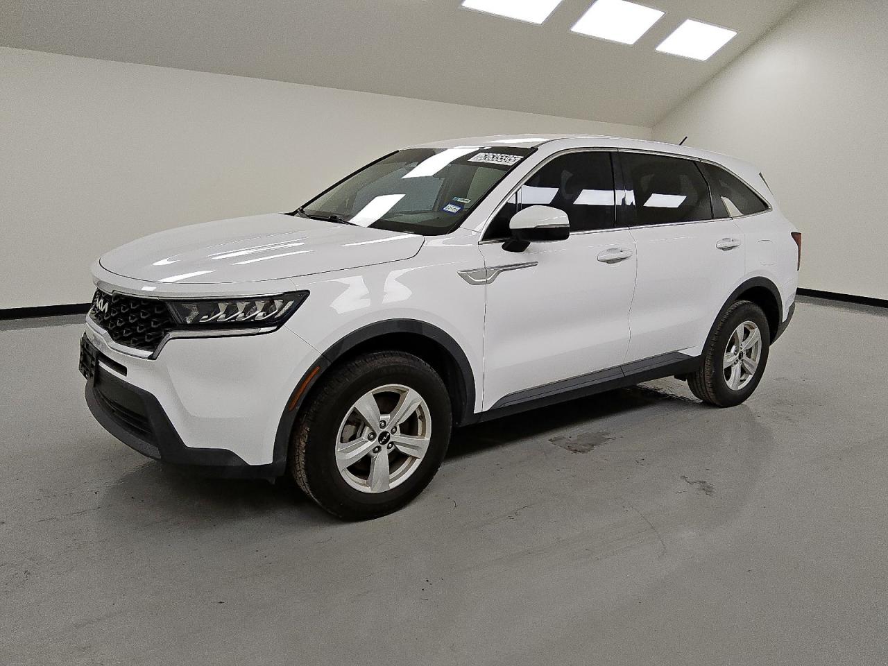 KIA SORENTO LX  *5XYRGDLC6NG100363*