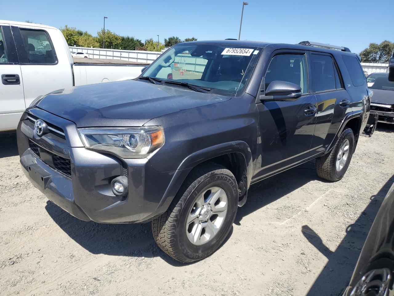 TOYOTA 4RUNNER SE   *JTENU5JR1P6153221*