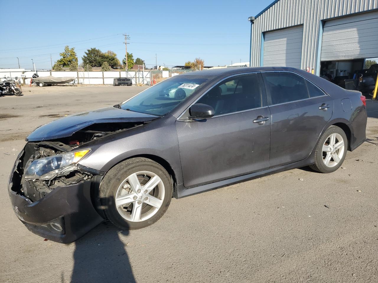 TOYOTA CAMRY L  *4T1BF1FK8EU821252*