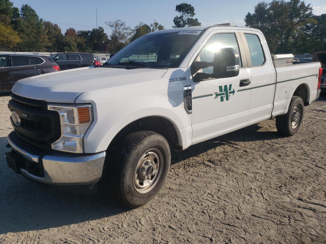 vehicle photo