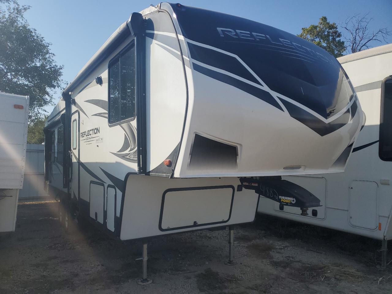 CAMPER 5TH WHEEL   *573FR3421L3414882*