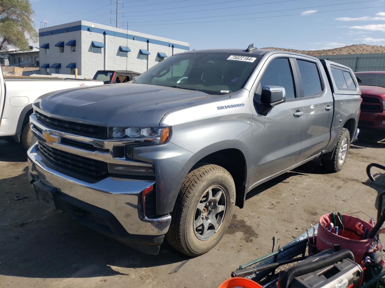 vehicle photo