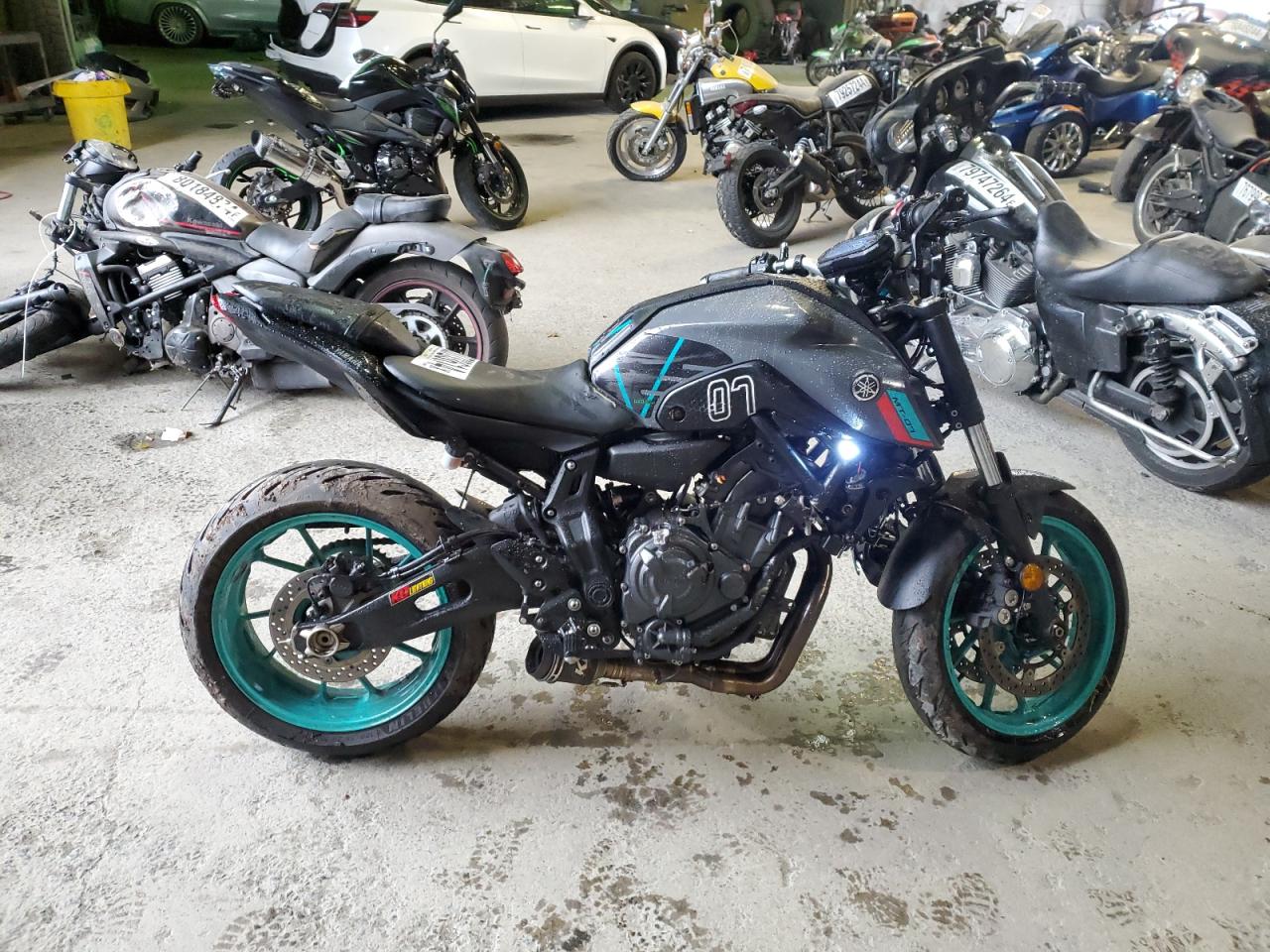 vehicle photo