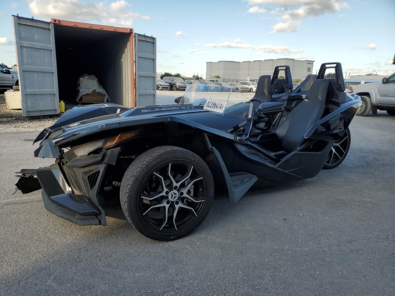 POLARIS SLINGSHOT   *57XAAPHD1M8141577*