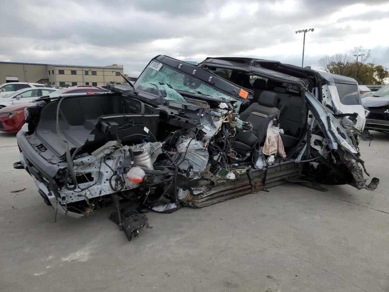 GMC HUMMER SUV   *1GKB0RDC8SU101062*