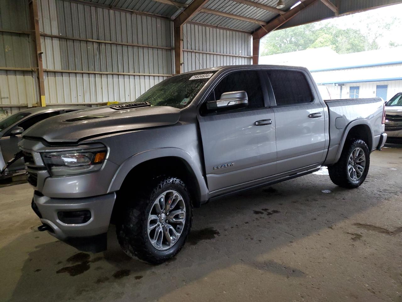 RAM 1500 LARAM LARAM  *1C6SRFJT5KN877817*