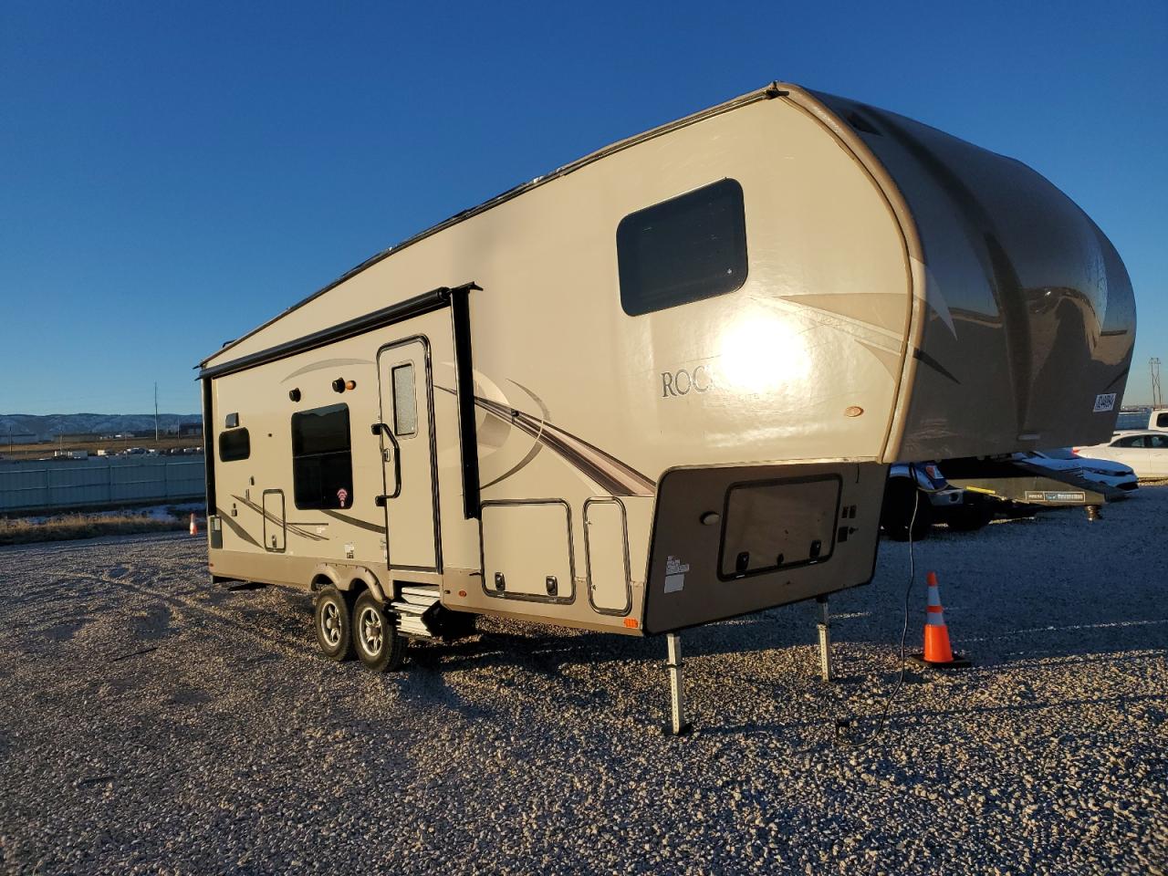 ROCKWOOD TRVL TRLR   *4X4FRLE21J1883740*