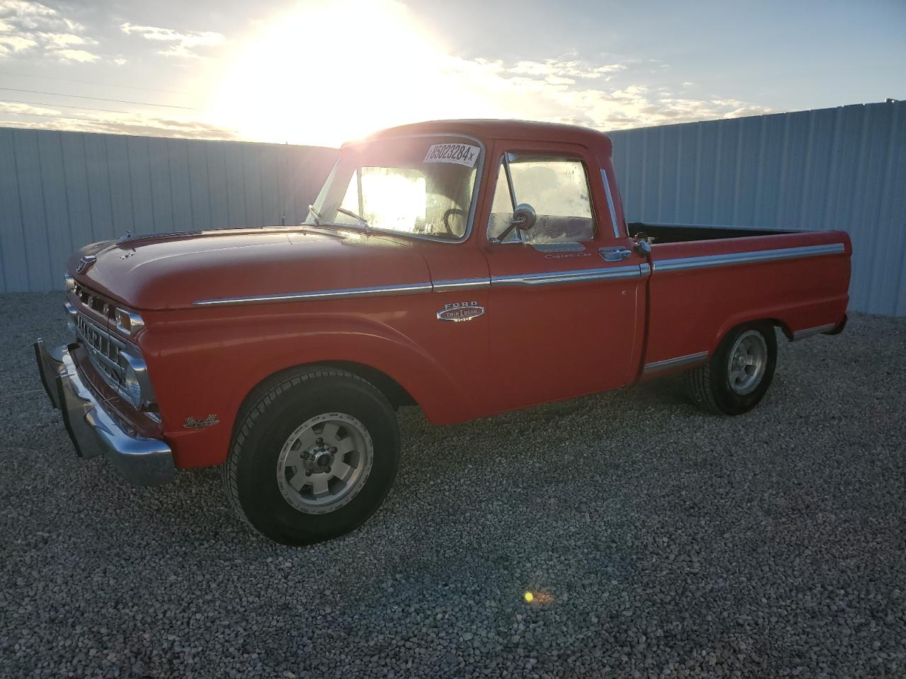 FORD F100 PICK  *F10YL851653*