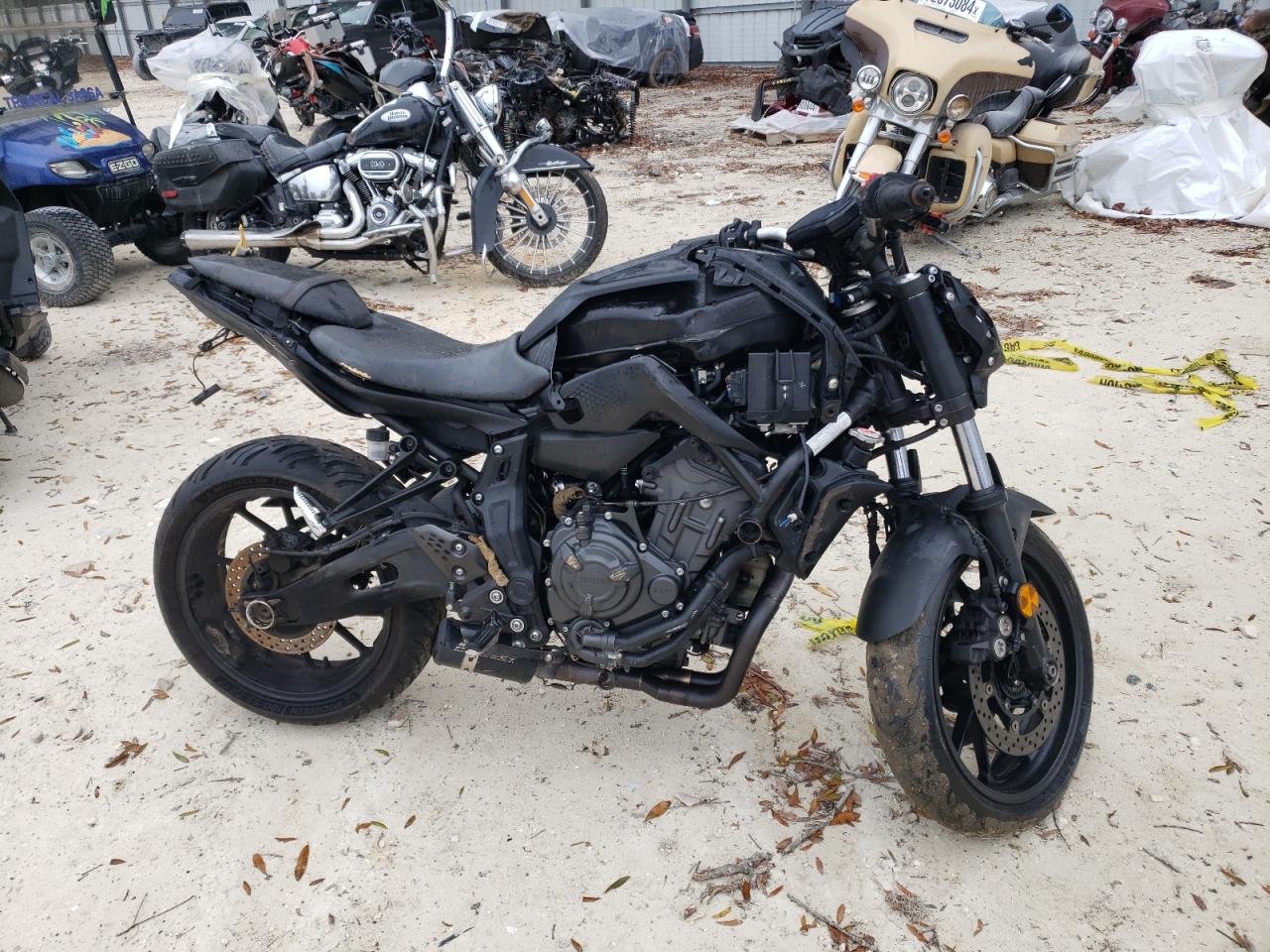 YAMAHA MT07 C   *JYARM32Y7NA000851*