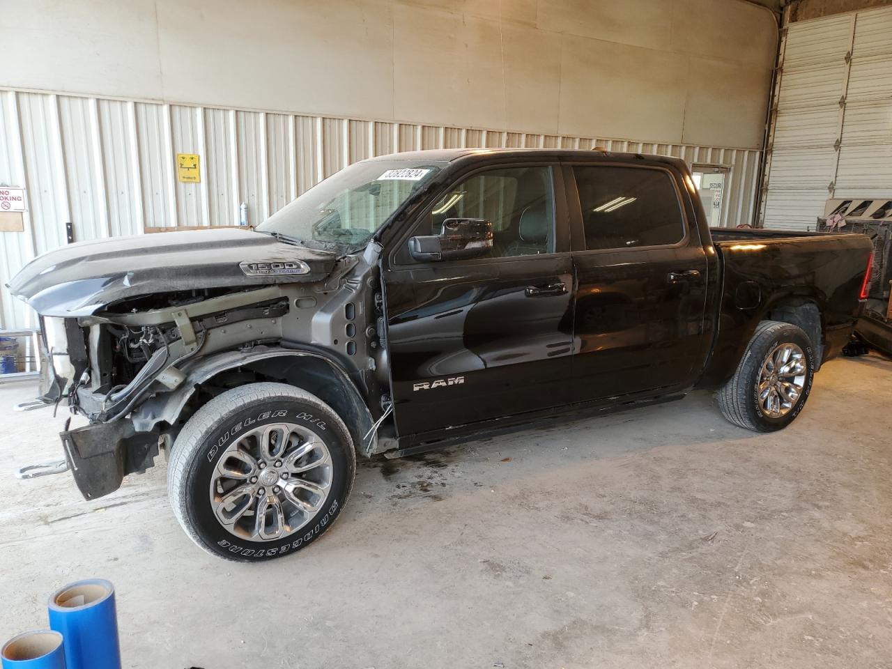 RAM 1500 LARAM LARAM  *1C6SRFJT8RN127497*