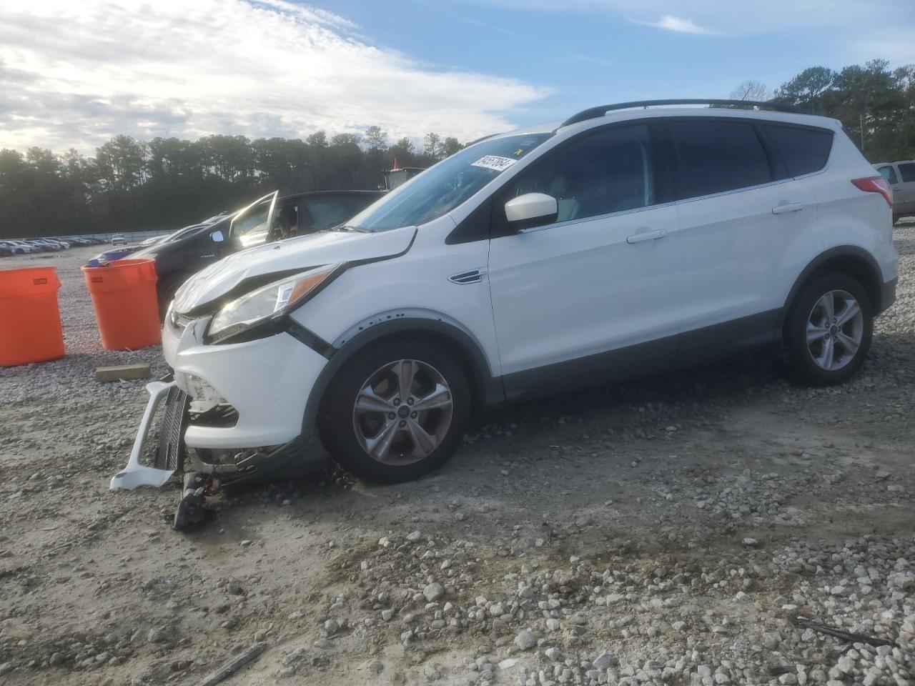 FORD ESCAPE SE  *1FMCU0GX6GUB70320*
