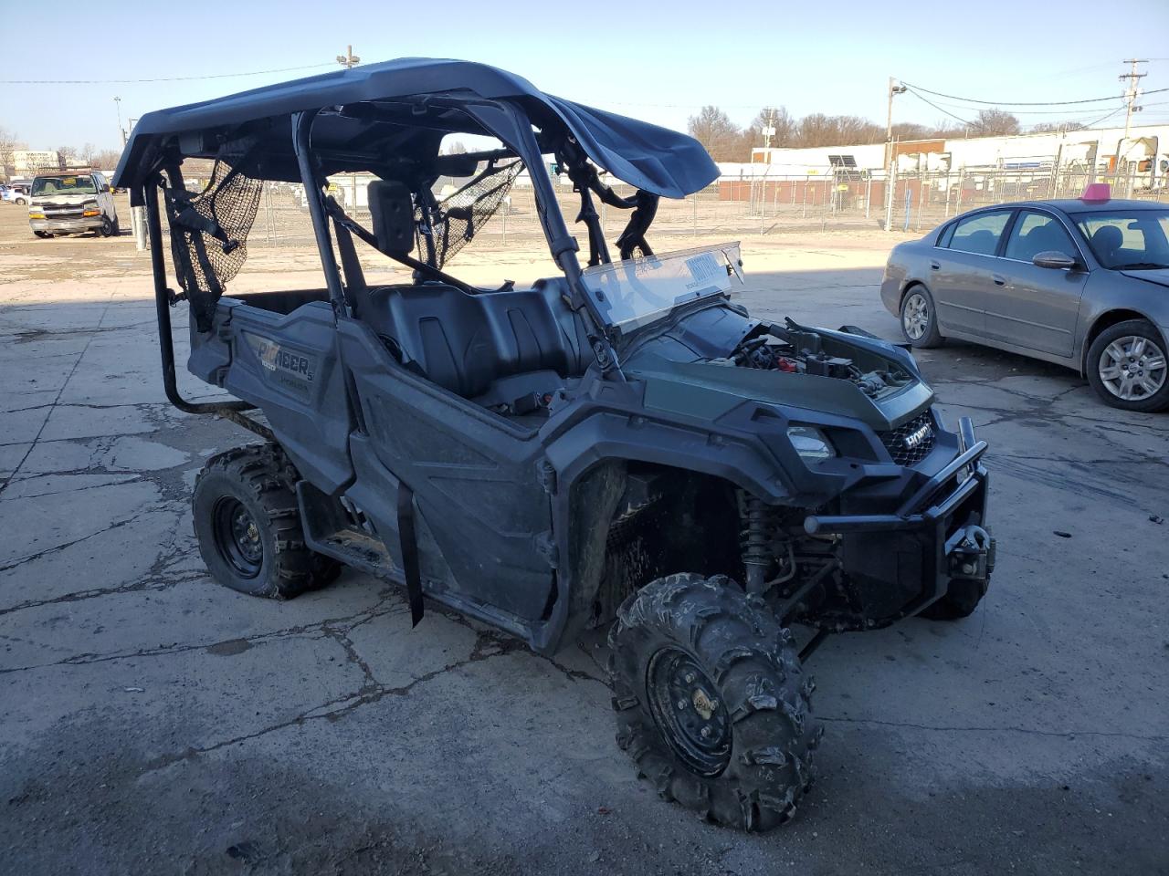 vehicle photo