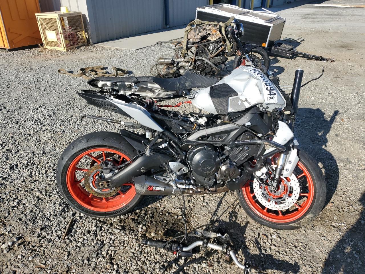 YAMAHA MT09   *JYARN53E2KA004847*