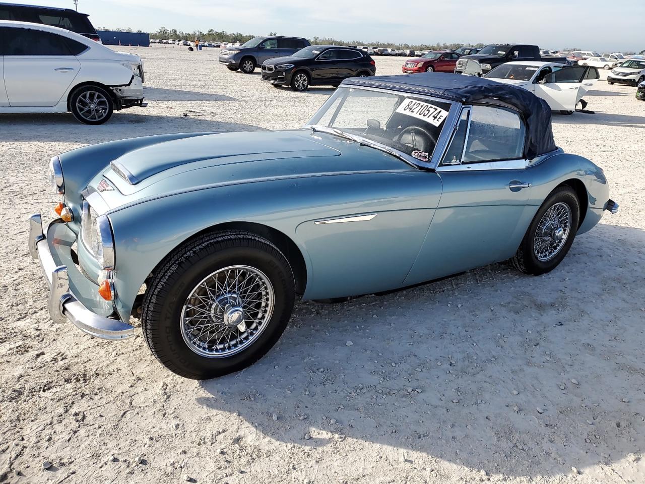 AUSTIN MKIII   *HBJ8L37312*