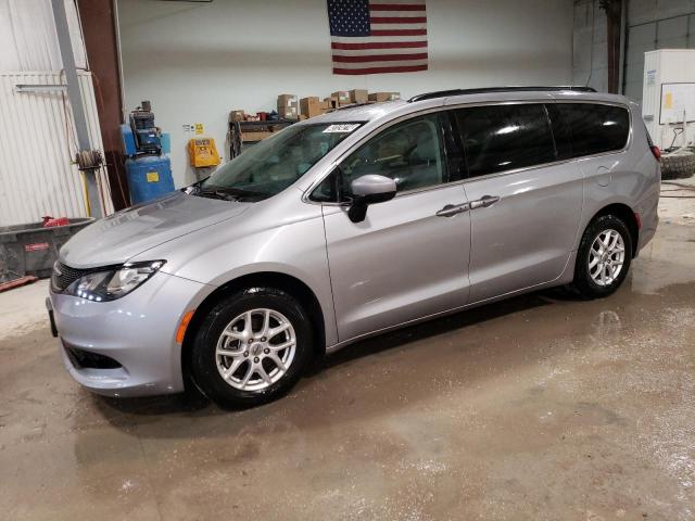 CHRYSLER MINIVAN VOYAGER LX  *2C4RC1DG3MR570226*