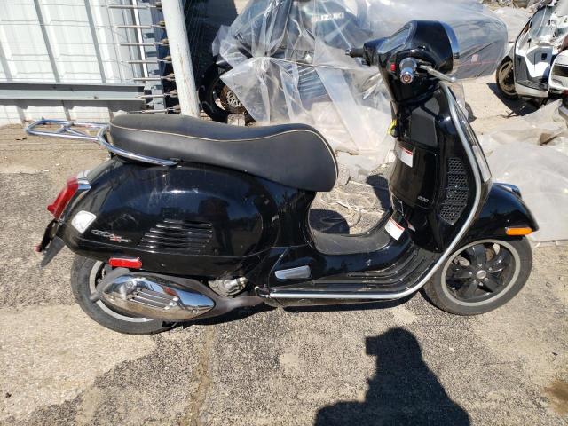 VESPA GTS300   *ZAPMA39M5M5201728*