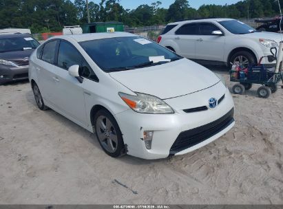 TOYOTA PRIUS   *JTDKN3DU5F0411069*