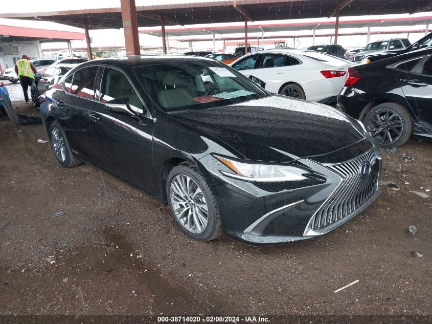 LEXUS ES 300H    *58AD21B1XLU007188*