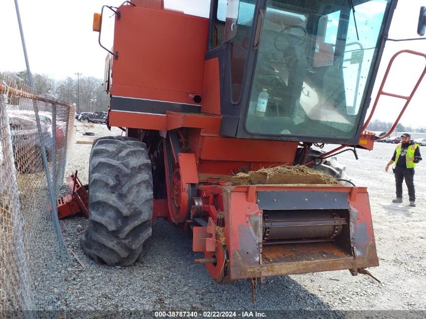 CASE 1660 COMBINE    *C26941*