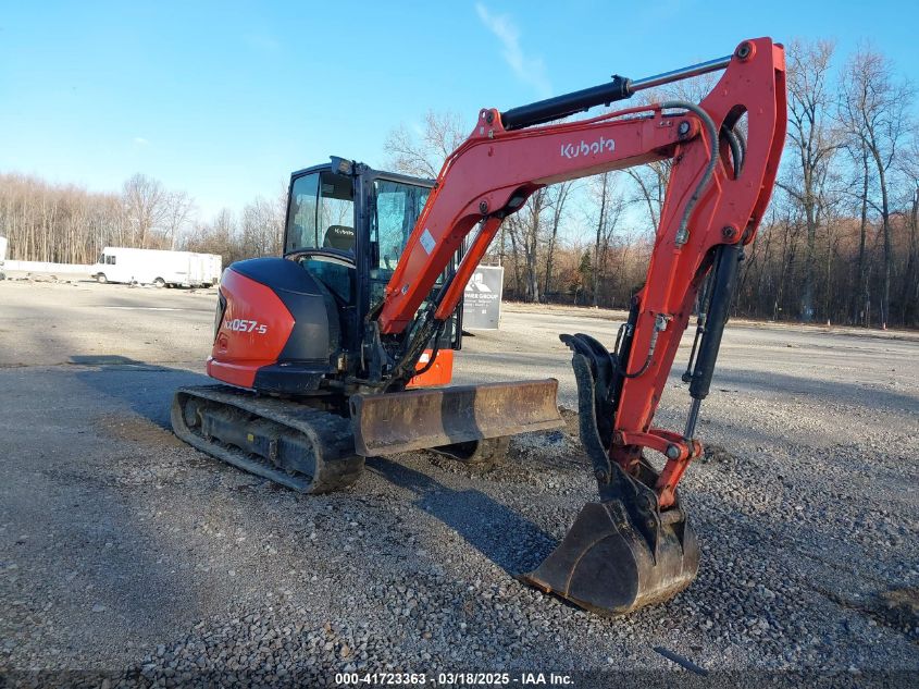 KUBOTA HEAVY   *KBCDZ37CVN3C13738*