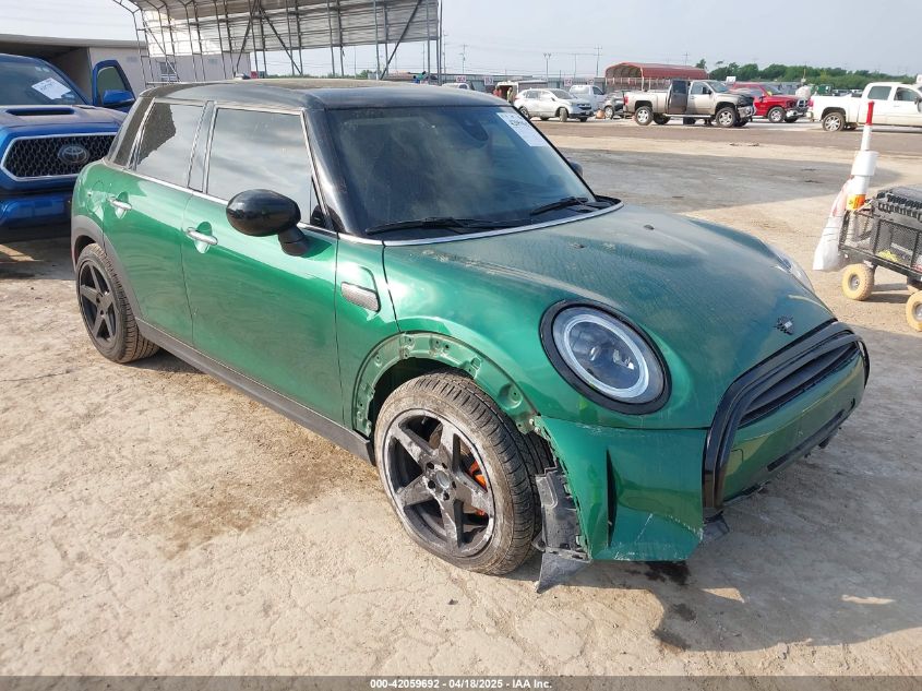 MINI HARDTOP 4 DOOR COOPER  *WMW33DK04N2P84250*