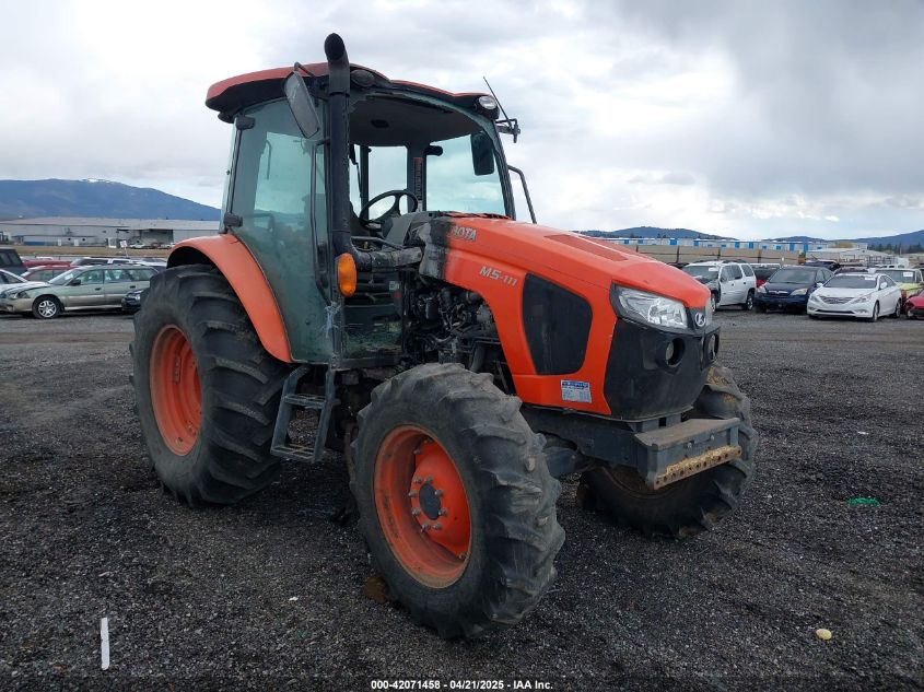 KUBOTA TRACTOR   *51766*