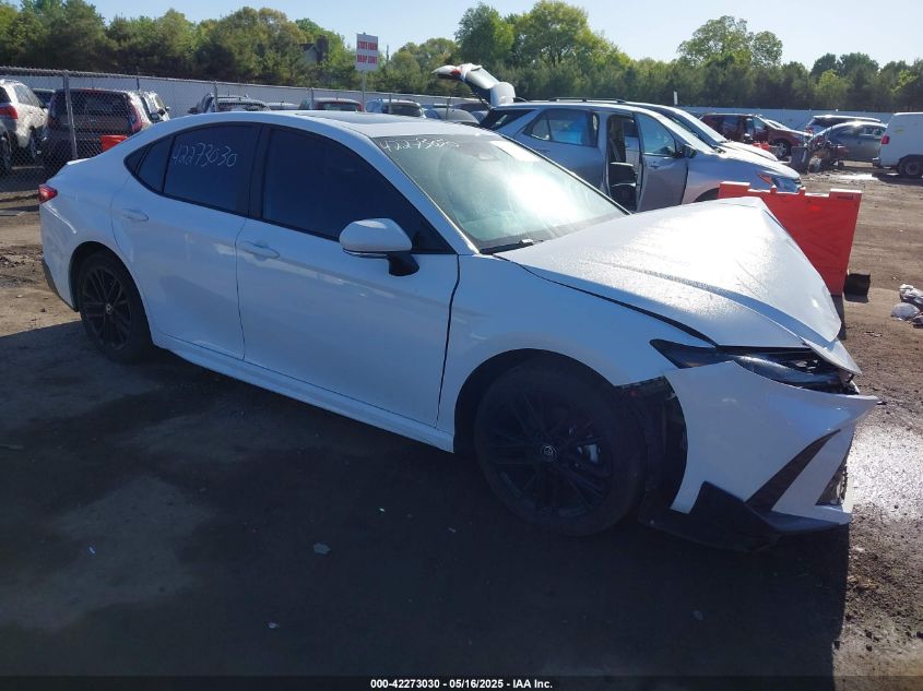 TOYOTA CAMRY SE  *4T1DBADK8SU519611*