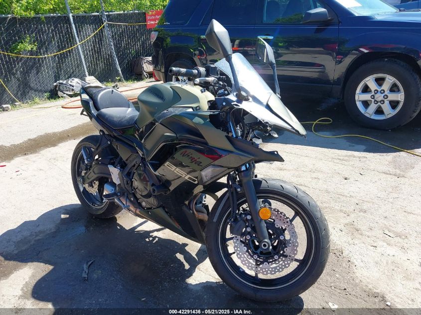 KAWASAKI EX650 R  *ML5EXER15RDAC6389*