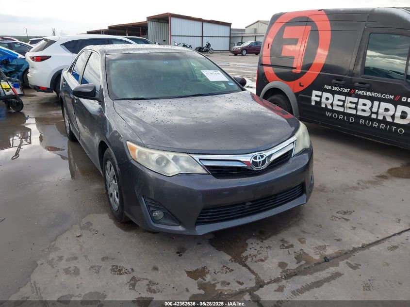 TOYOTA CAMRY LE  *4T4BF1FK8ER380907*